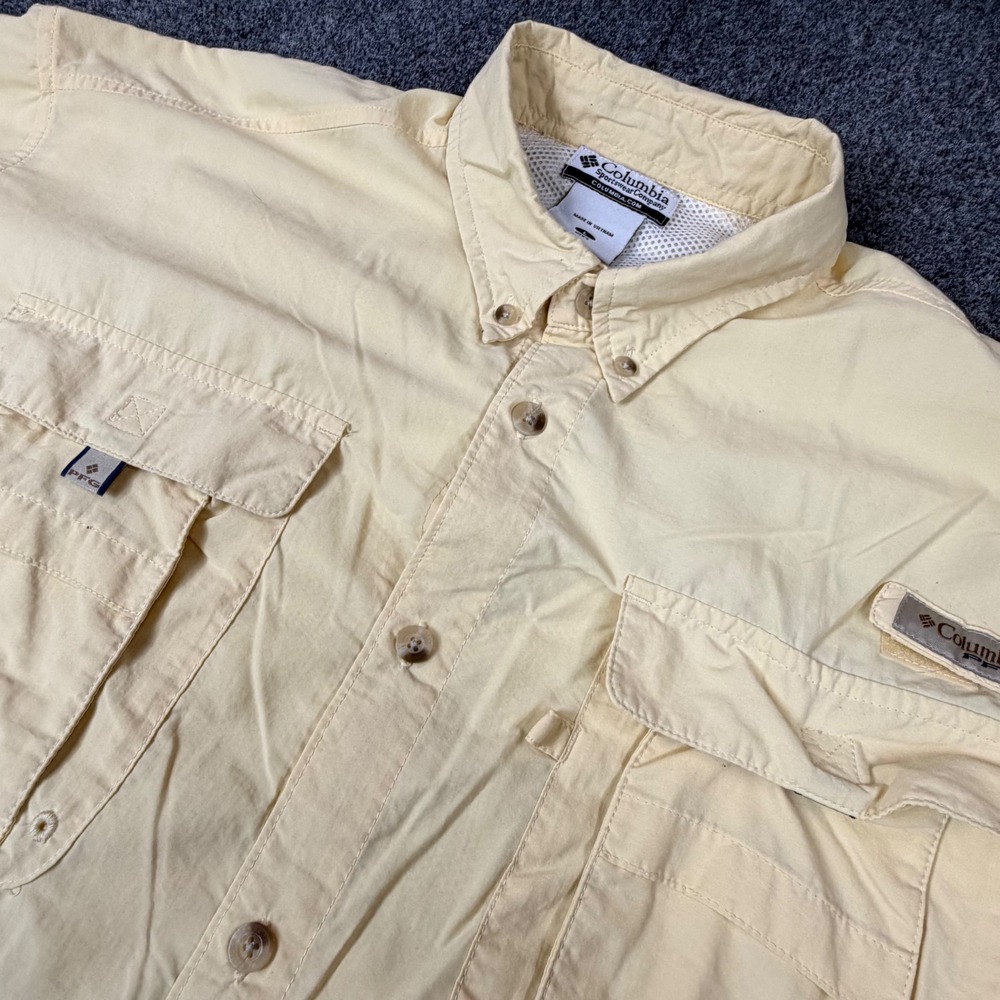 Columbia PFG Mens Large Yellow Short Sleeve Fishing Shirt Ventilated Button Up